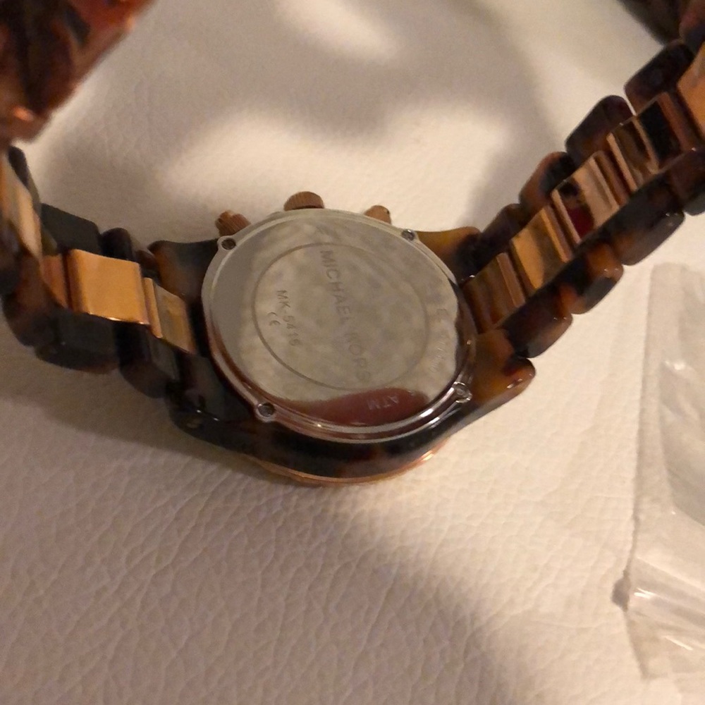 Michael Kors Tortoise Rhinestone Rose tone watch - Picture 3 of 8